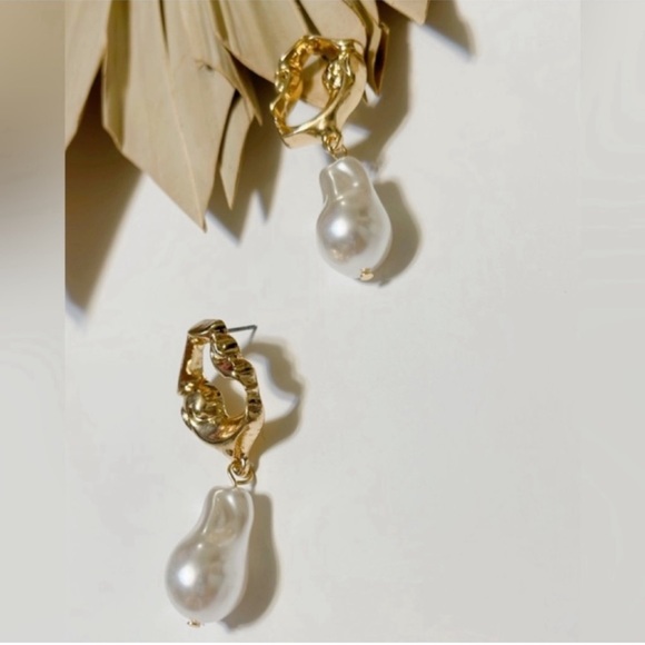 Earl drop earrings - Picture 2 of 8